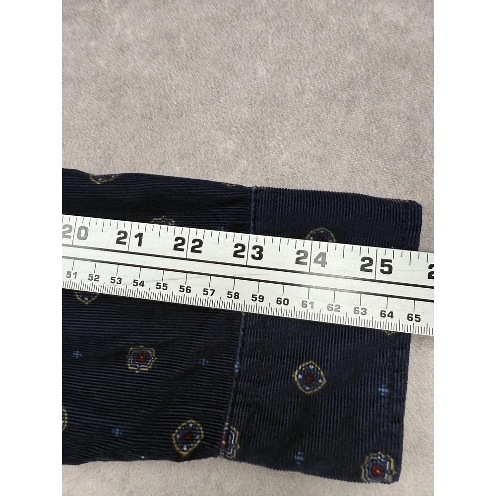 American Eagle Shirt Mens Large Medallion Print Corduroy Button Down Classic Fit